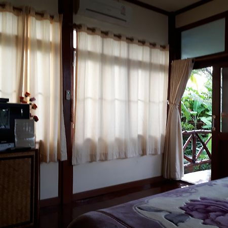 Sansuk Resort Amphava Kültér fotó