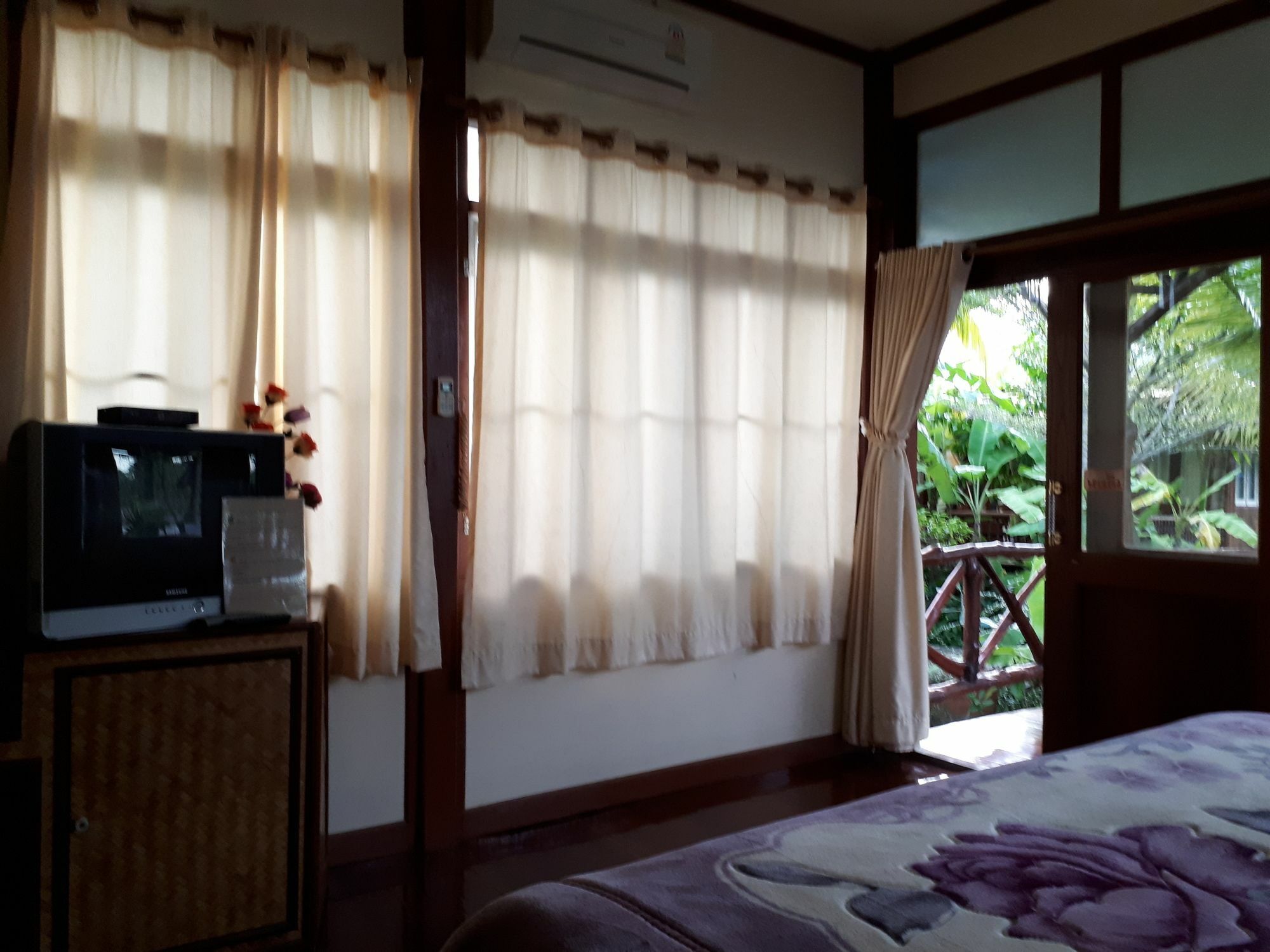 Sansuk Resort Amphava Kültér fotó